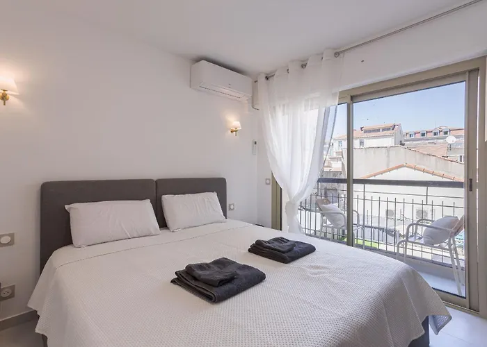 7 Pradignac By Halldis