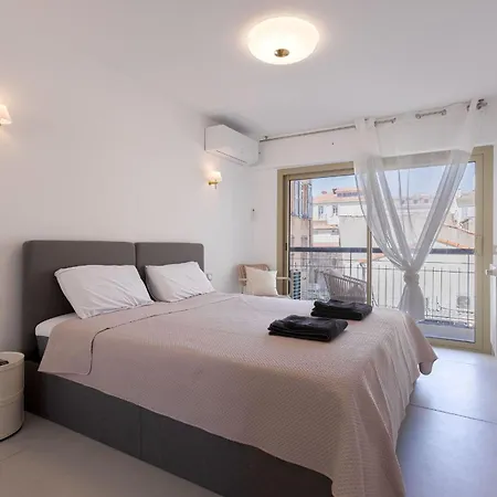 7 Pradignac By Halldis *