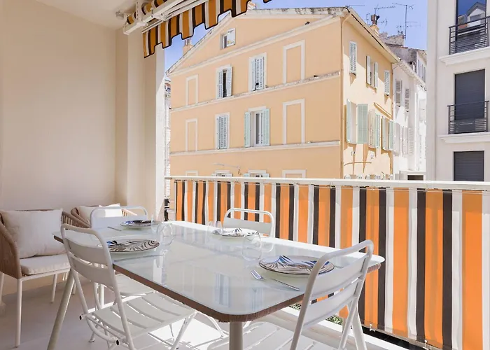 7 Pradignac By Halldis Daire Cannes