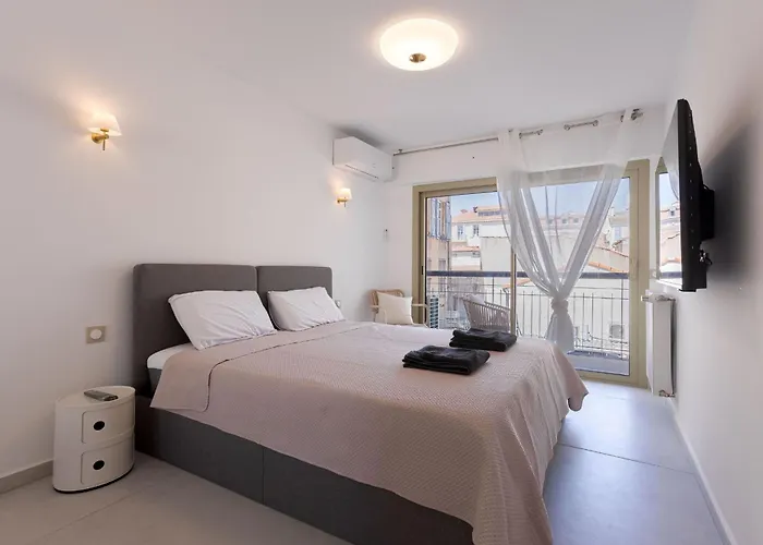 7 Pradignac By Halldis *