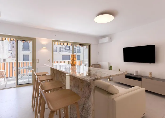 7 Pradignac By Halldis Cannes