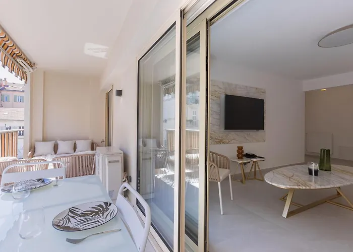 7 Pradignac By Halldis *