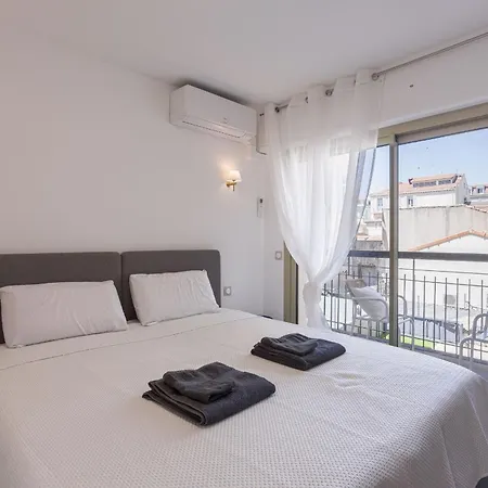 7 Pradignac By Halldis