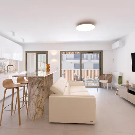 7 Pradignac By Halldis Apartament *