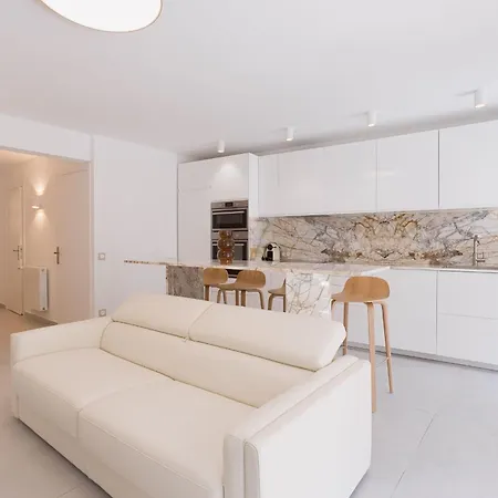 7 Pradignac By Halldis